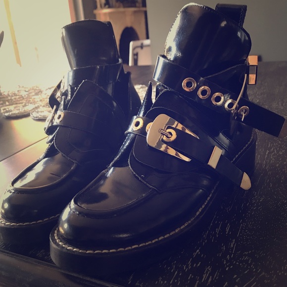 Balenciaga Ceinture boots Second Hand Vintage Shopping Balenciaga Ceinture boots Second Hand Vintage Shopping